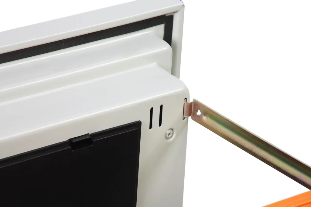 Aktenschrank World Class Vertical Fire File mit 4 Schubladen und Schlüsselschloss
