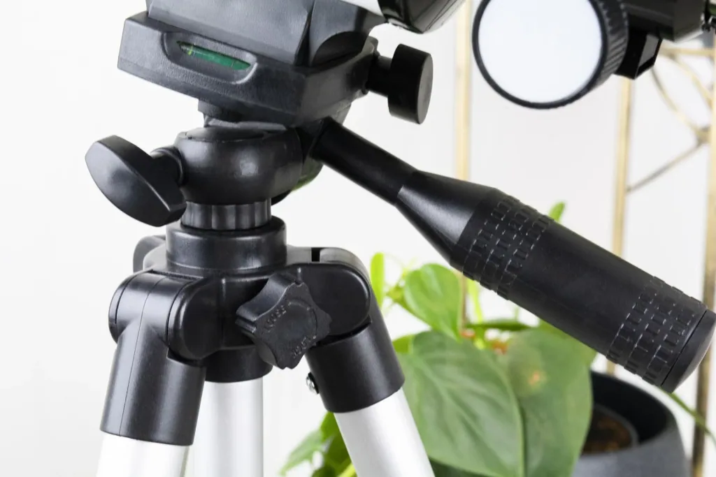Teleskop 70/300 zur Landschafts- und Himmelsbeobachtung