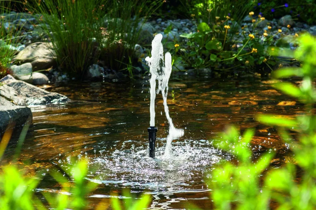 Wasserpumpe "Marino" mit Trockenlaufschutz, Sprinkler und Steigrohren, 2000l/h