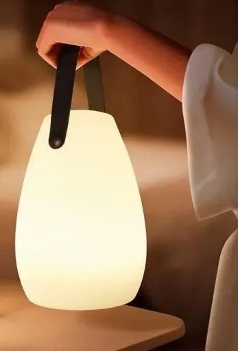 LED Tischlampe mit Farbwechsel