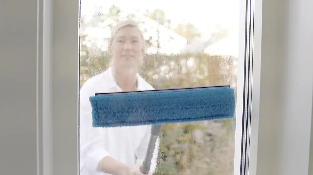Fensterwischer-Aufsatz mit Mikrofaser-Mopp