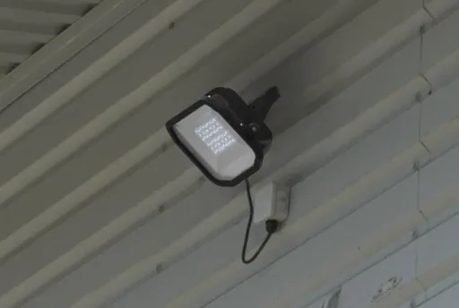 LED Fassadenstrahler mit 155 Watt, 16.000 Lumen