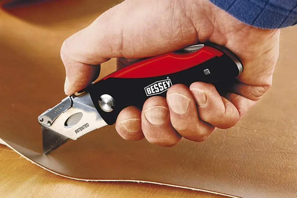 Klingen-Klappmesser mit Kunststoffgriff DBKPH-EU