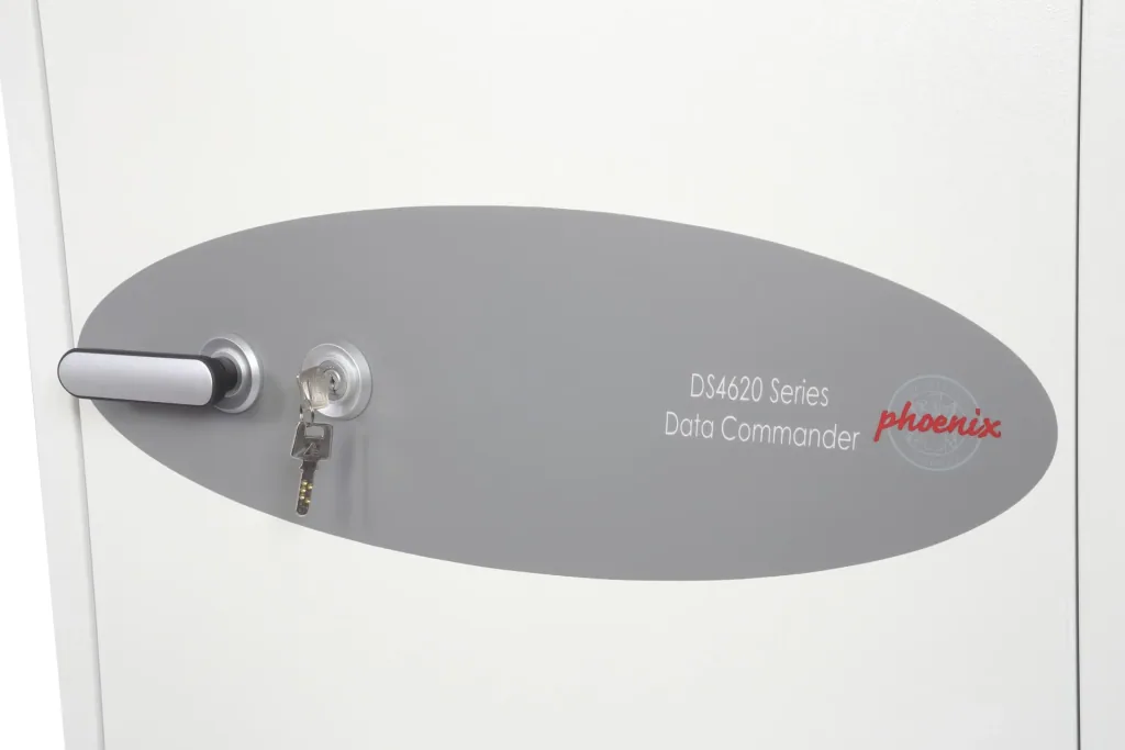 Datenschutztresor Data Commander Außenmaße 1160 x 690 x 720 mm, mit Schlüsselschloss