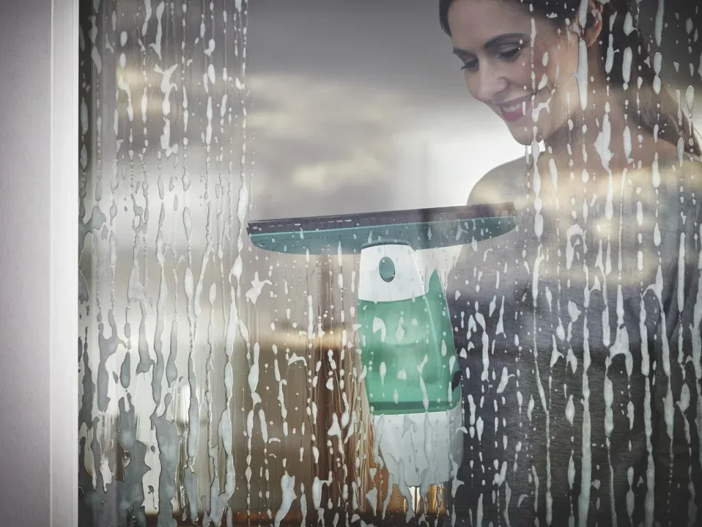 Akku-Fenstersauger "Dry & Clean" mit Spray, Stiel und Einwascher + GRATIS dazu Fensterspray 500 ml