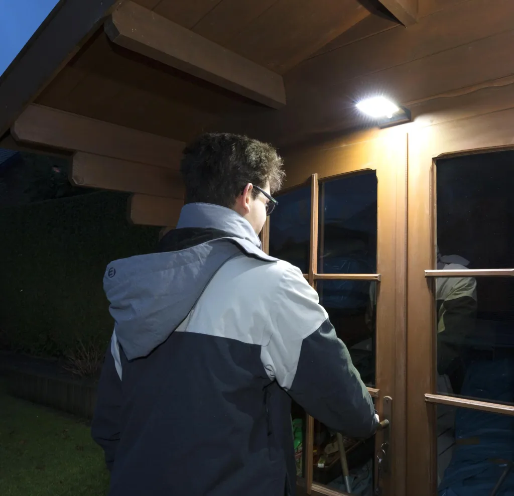 Solar Wandleuchte 3W mit Bewegungsmelder