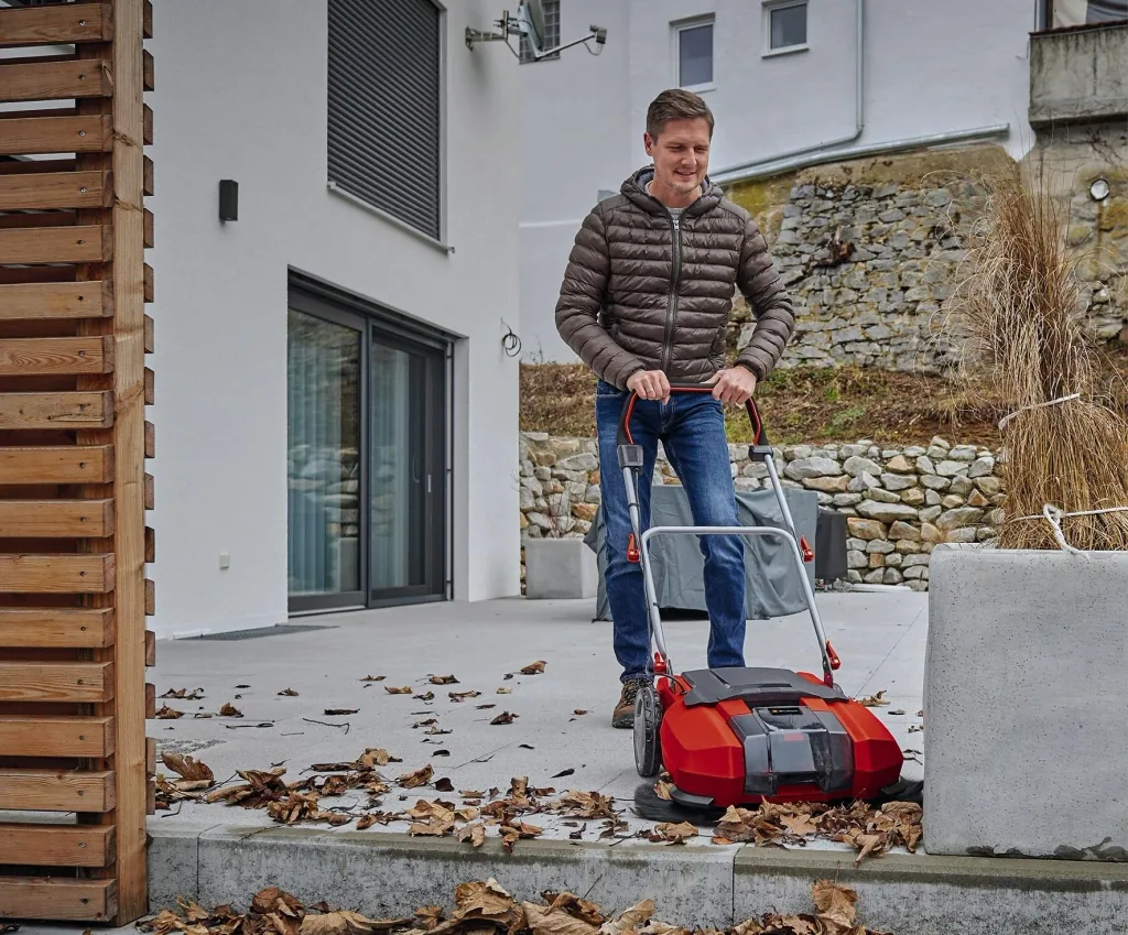 Akku-Kehrmaschine TE-SW 18/610 18 V, 20 Liter
