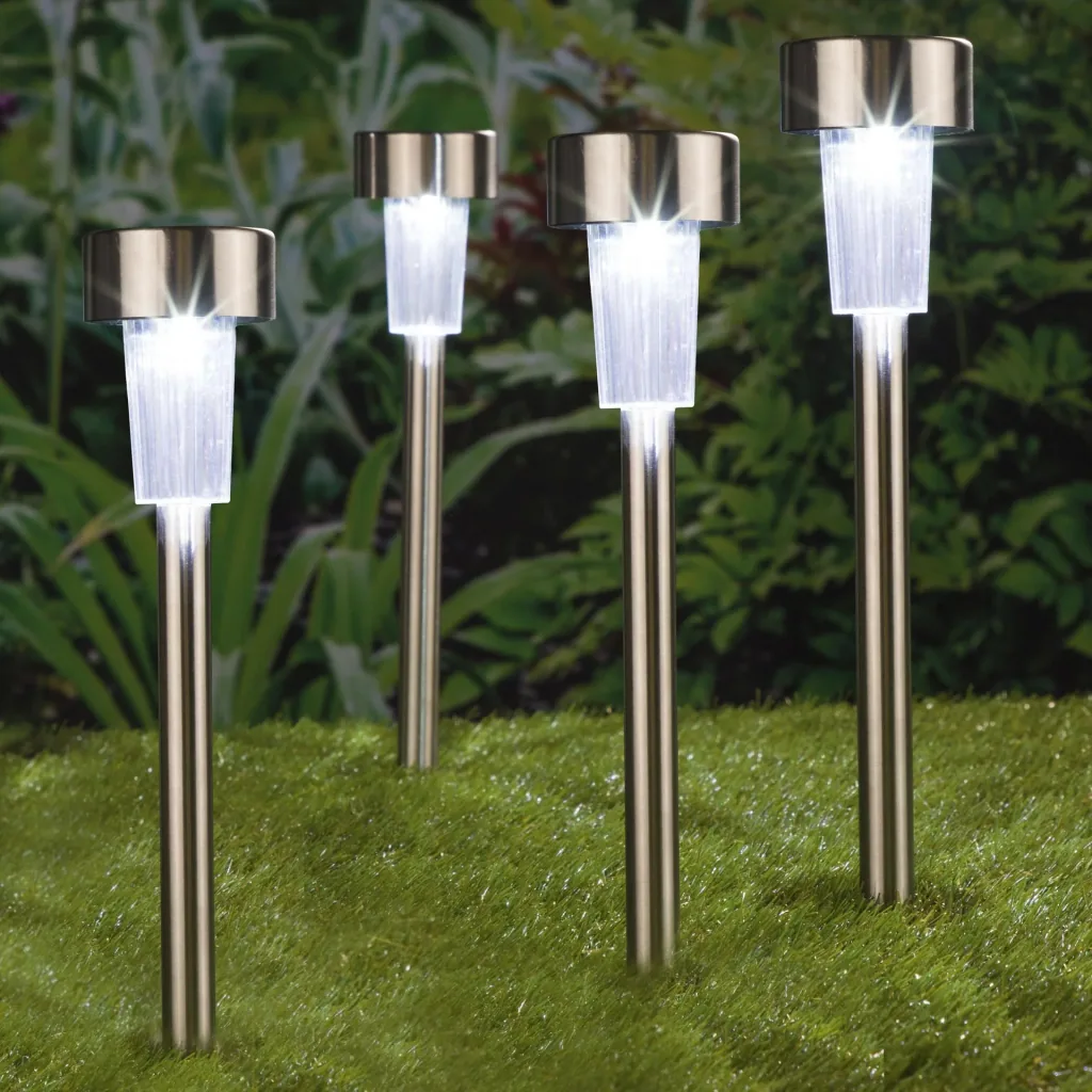 Solarlampe mit Erdspieß, 4er Set