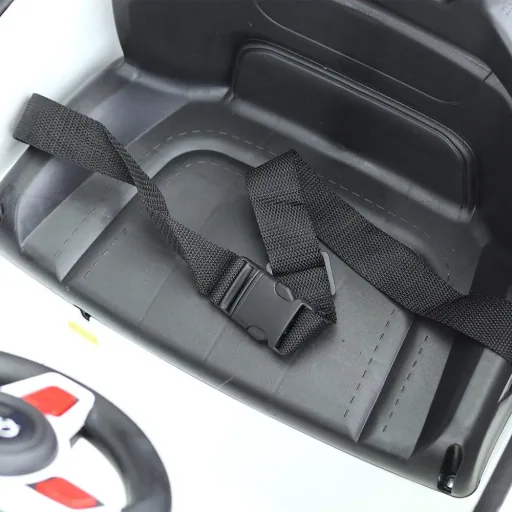 Kinderauto mit Fernbedienung