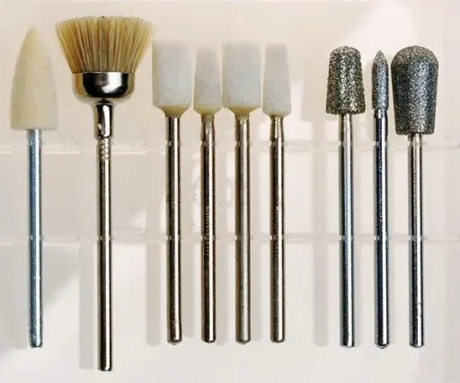 Profi Manicure/ Pedicure Set mit 9 Aufsätzen.