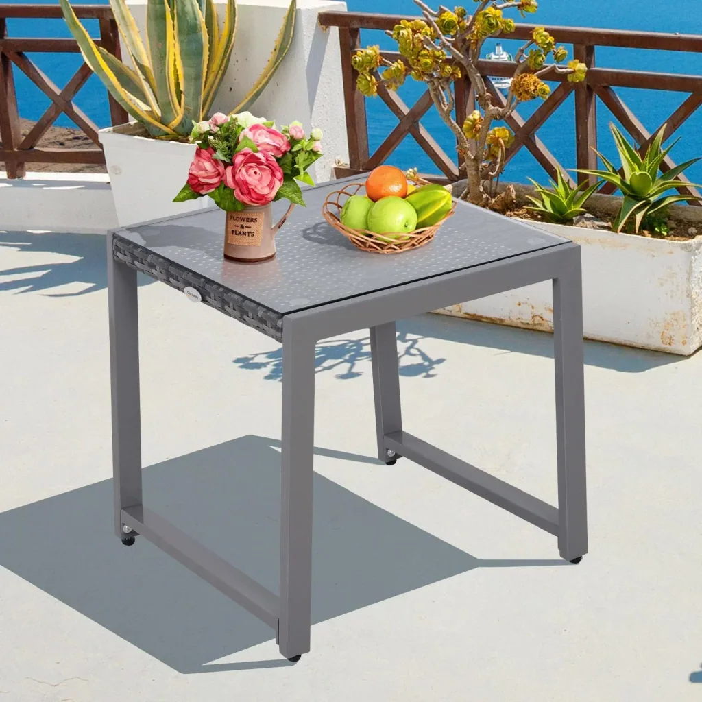 Polyrattan Gartentisch mit Hartglas