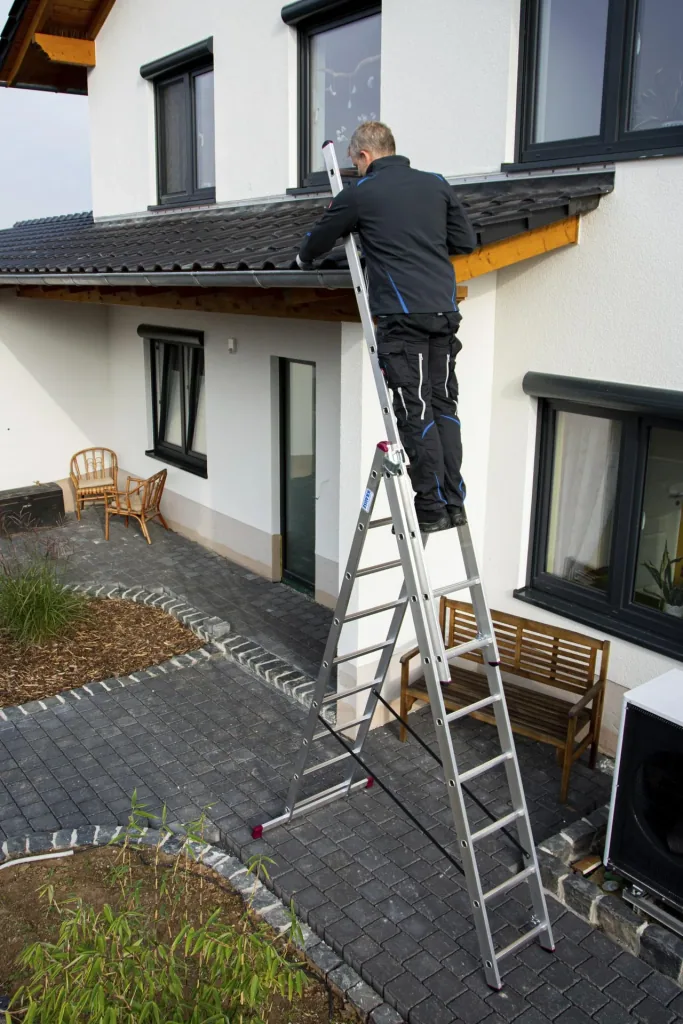CORDA Vielzweckleiter, 3 x 9 Sprossen