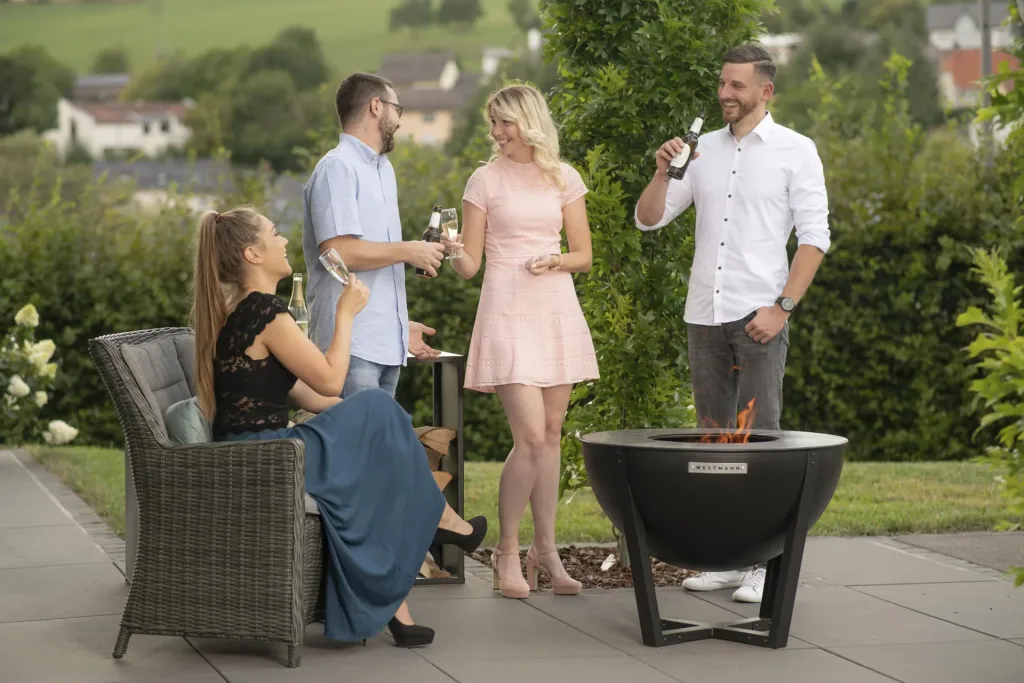 Feuerstelle Premium Grill und Feuerstelle 81x81x62 cm Schwarz