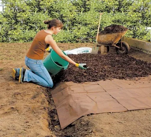 Mulch Vlies, 10 x 1.5 m,70 g/m², braun
