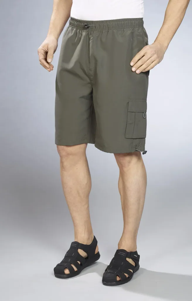 Herren Shorts mit Gummizug, Farbe schwarz, Gr. L