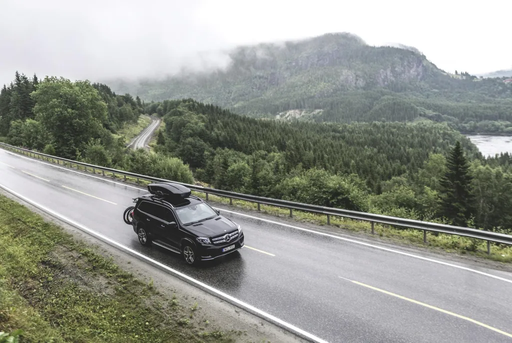 Dachbox Motion XT Sport Black Glossy