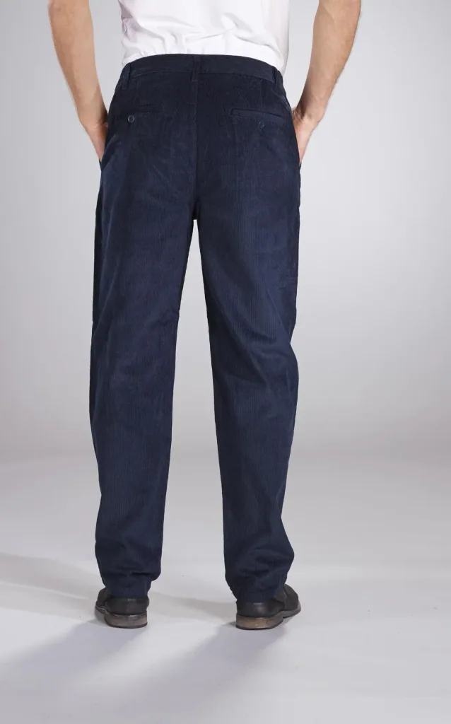 Cordhose, Farbe marine, Gr. 48