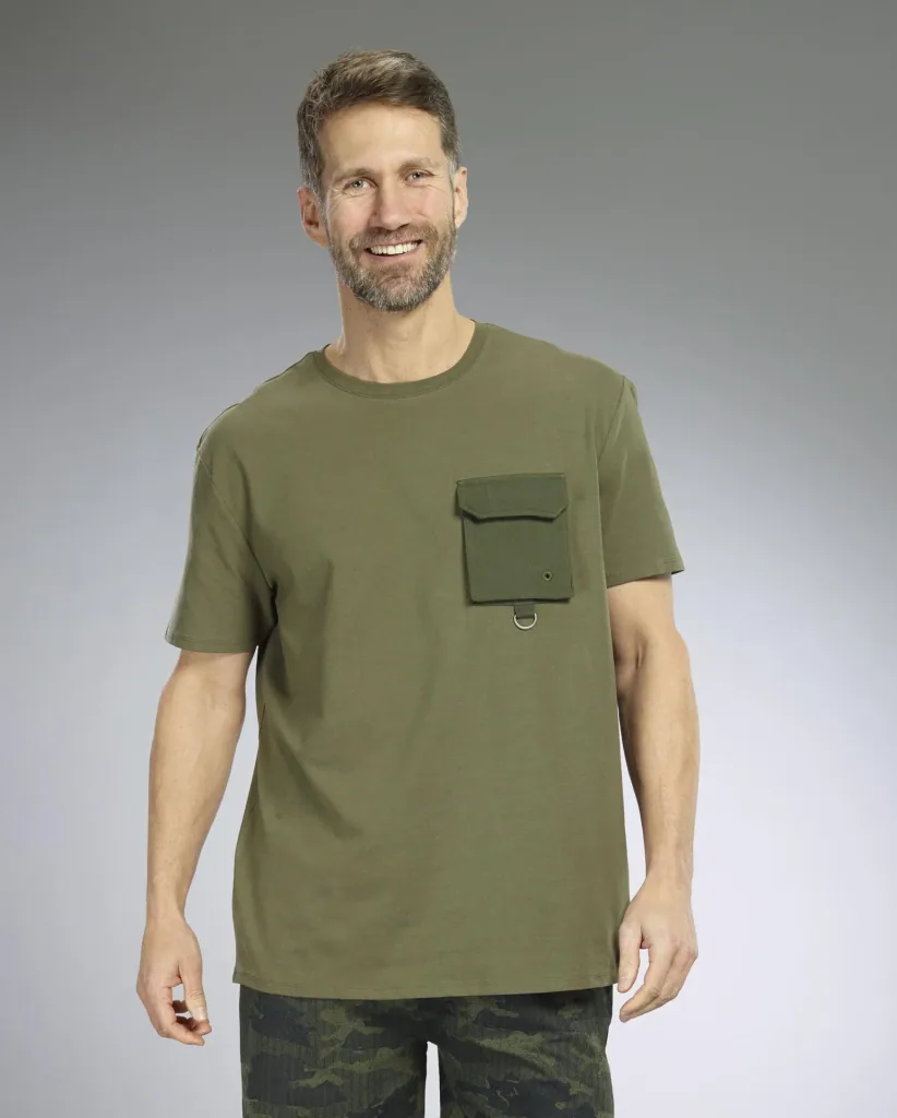 Bermuda Shorts, Farbe camouflage/grün/schwarz, Gr.M