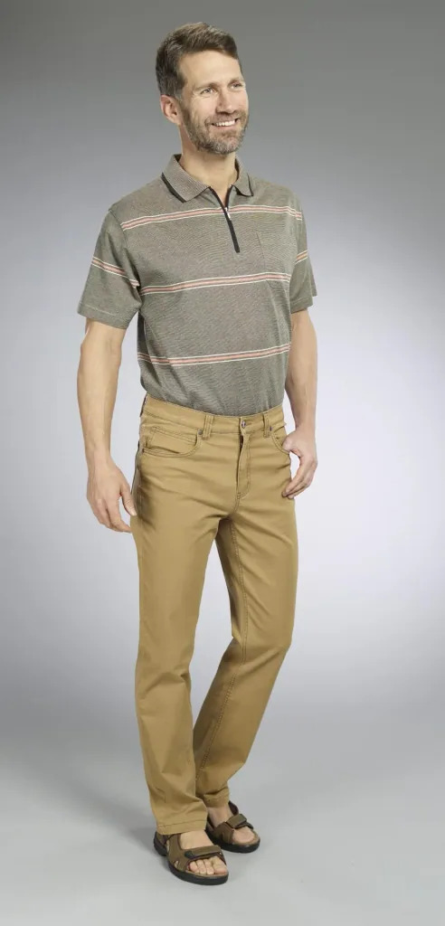 Stretchhose, Farbe camel, Gr.48