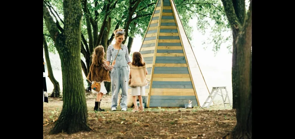Holz Tipi Hideaway 330, Outdoor-Tipi für Kinder aus Holz, Spielzelt, 3,30 m hoch, natur