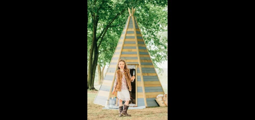 Holz Tipi Hideaway 330, Outdoor-Tipi für Kinder aus Holz, Spielzelt, 3,30 m hoch, natur