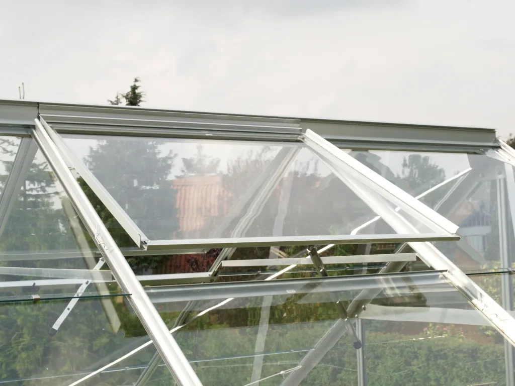 Alu-Dachfenster V/U/M/M/P/C/A o.Glas, alu