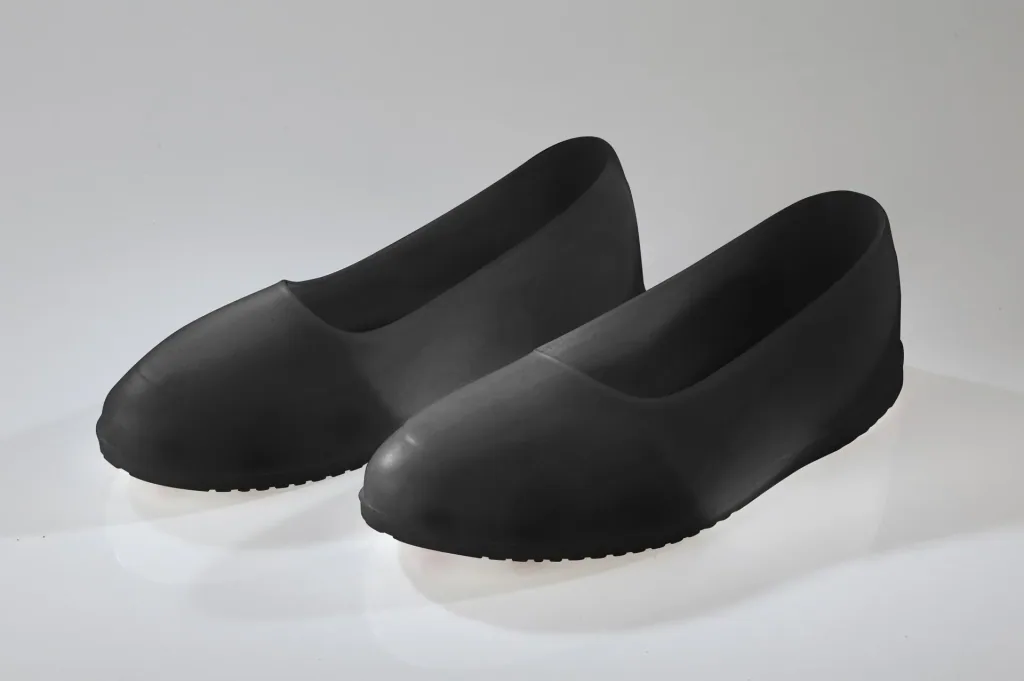 Silikon Gleitschutzschuhe mit Spikes, Gr. XXL/ 44 - 45