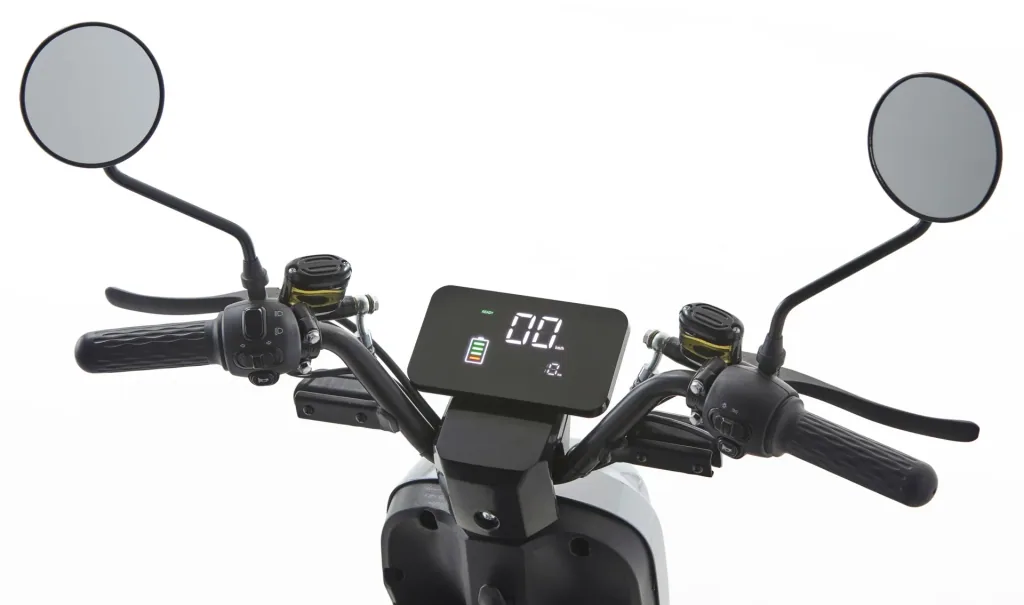 E-Roller "Messina" 20 km/h blau - Sparsam - Effizient dank hochwertigem Radnabenmotor und Lithium-Akku