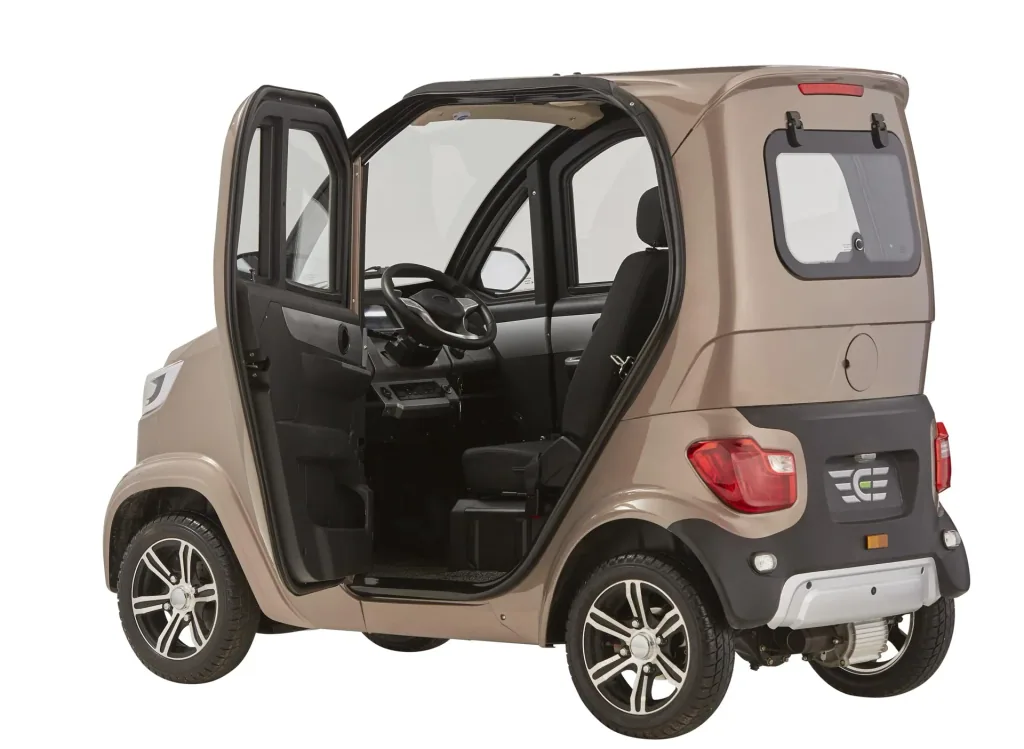 4-Rad E-Kabinenfahrzeug eLazzy Premium 45 km/h terraplatinum, mit kostenloser Vor-Ort-Einweisung