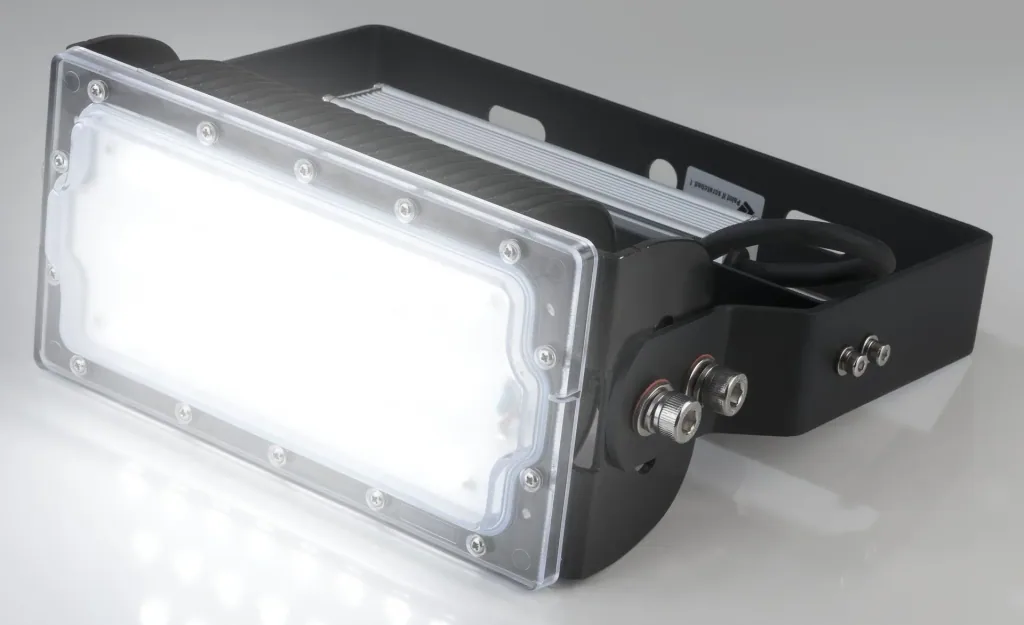 50 W Multi LED Stall Leuchte, 1 Modul 6.500 Lumen, IP65 / D- Kennzeichen