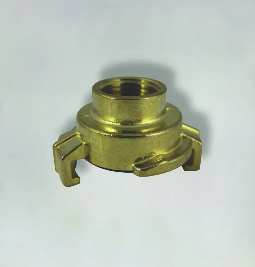 Schnellkupplung aus Messing, Gewindestück mit 3/4" Innengewinde, Nockenweite 40 mm