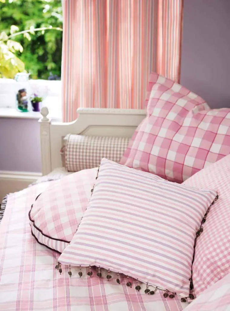Little Sanderson Abracazoo Karostoff Whitby pink