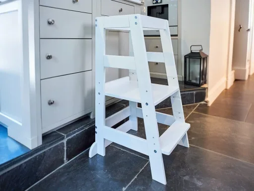 Alavya Home Lernturm aus Buchenholz Buche - Weiß
