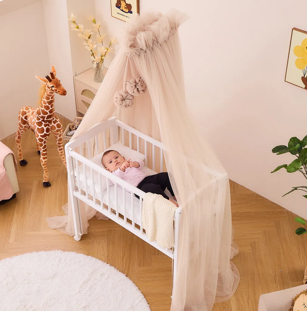 Alavya Home Betthimmel aus Tüll mit Pompons - Beige