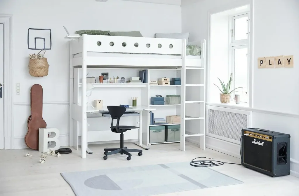 FLEXA Modulares Etagenbett, Hochbett, Halbhohes bett für Kinder - MDF und Kiefer, 90x200 cm, Mit Rutschfester Leiter, Farbe: weiss