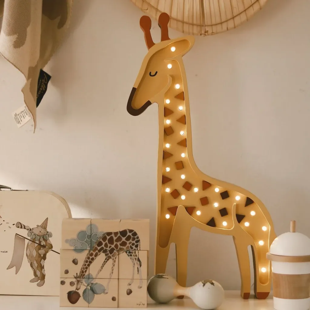 Little Lights Nachtlicht Kinder, Nachtlampe Giraffe - 100% Kiefernholz natur, Farbe: Afrikanisches Gelb