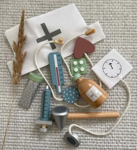 Jabadabado Kinderspielzeug, Doctor Set, Spielset - Arztkoffer, Farbe: silber