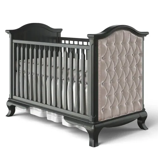 Romina Cleopatra Babybett gepolstert