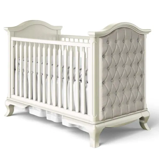 Romina Cleopatra Babybett gepolstert