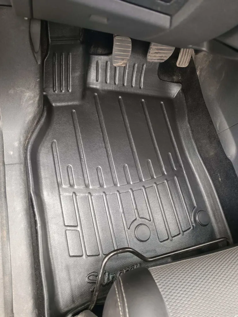 Gummimatten Auto für Renault Megane III (2008-2015) Kombi, 3D passgenau, Polyurethan, hoher Rand