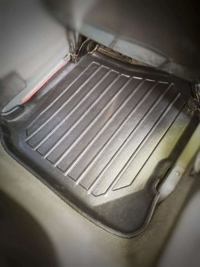 Fußmatten Auto, Gummimatten Auto 3D für VOLKSWAGEN Bora (1998-2005), passgenau, mit hohem Rand