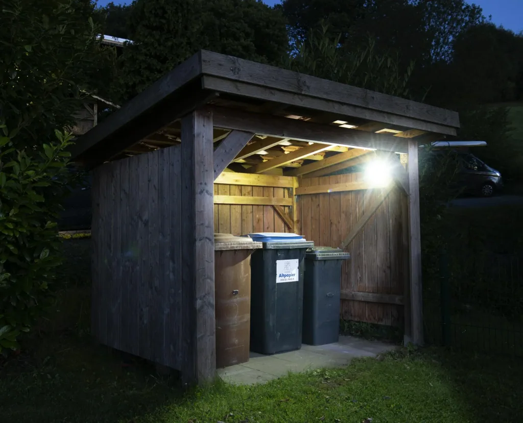 Power Safe Light mobile
