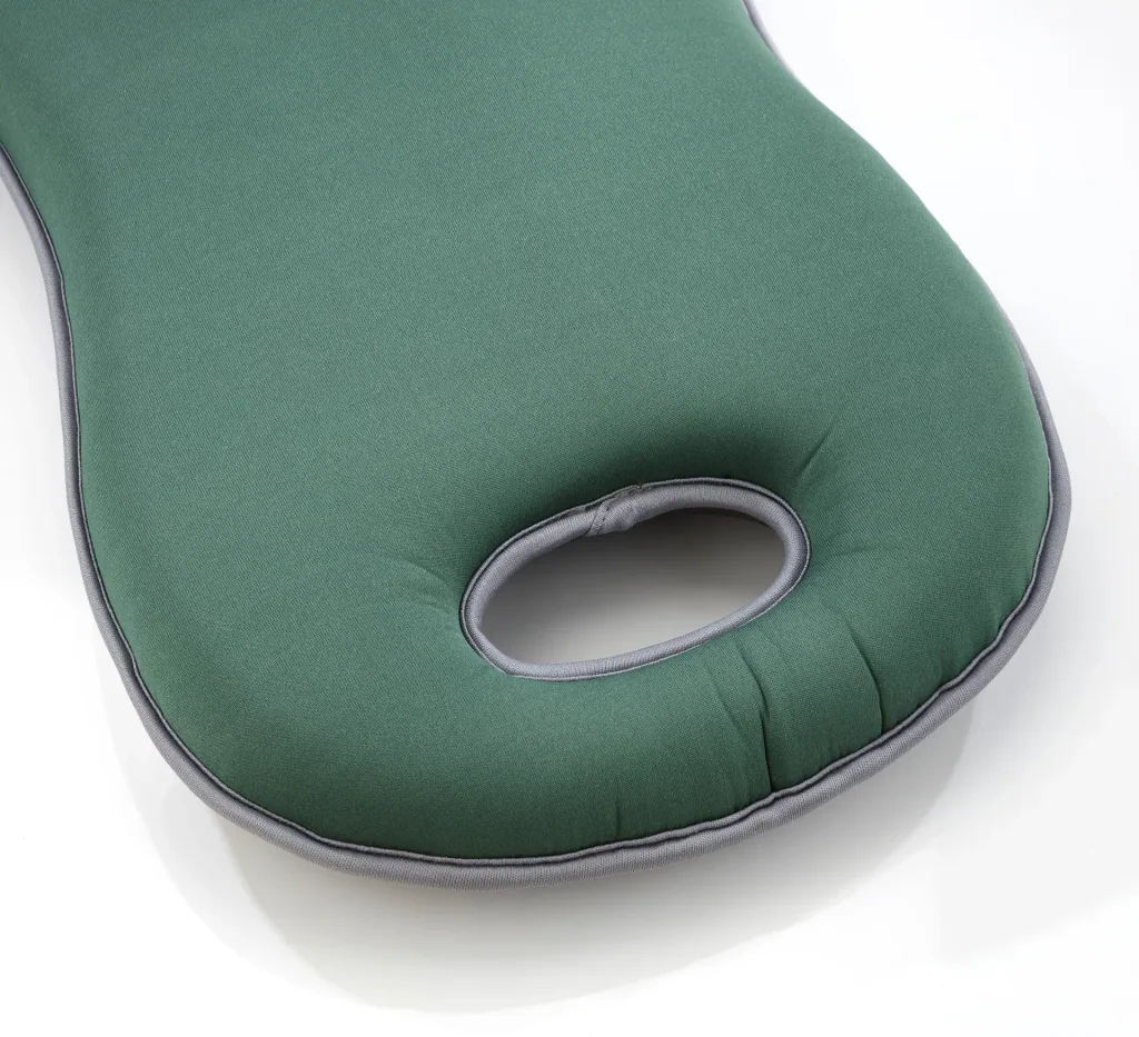 Knie Kissen Memoryfoam mit Haltegriff