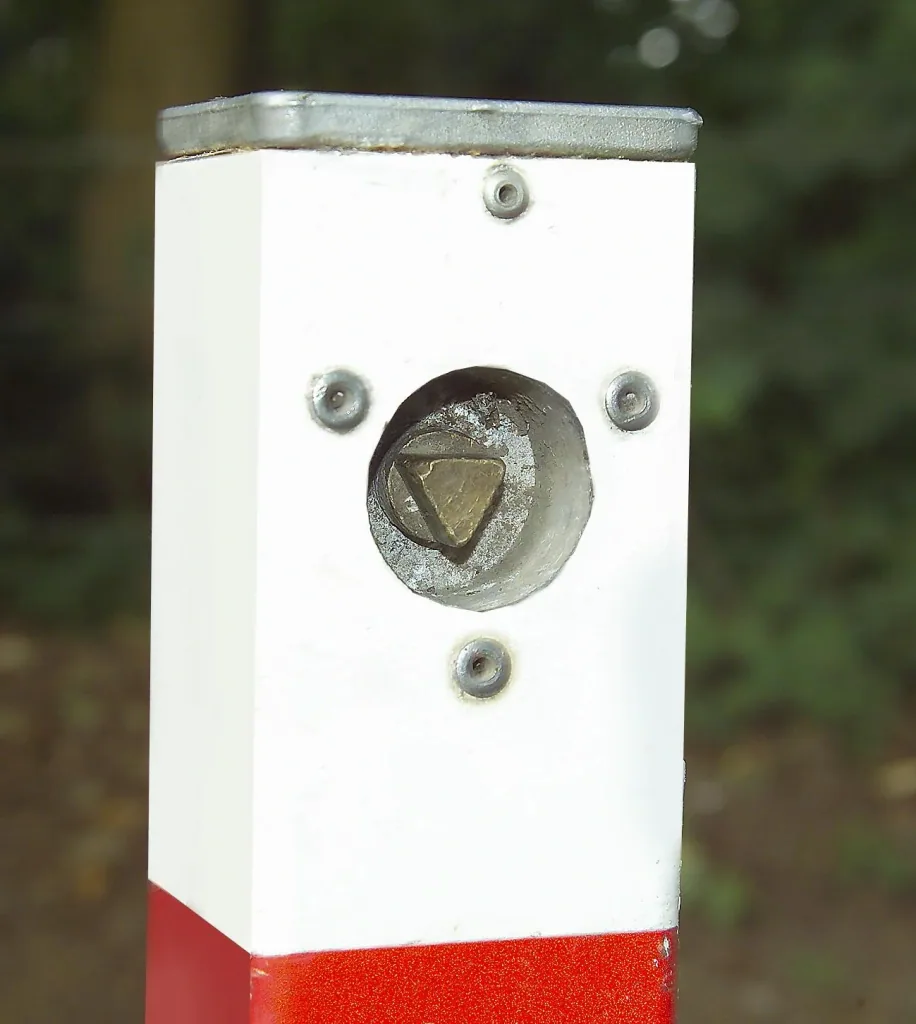 Pollerschlüssel Dreikant