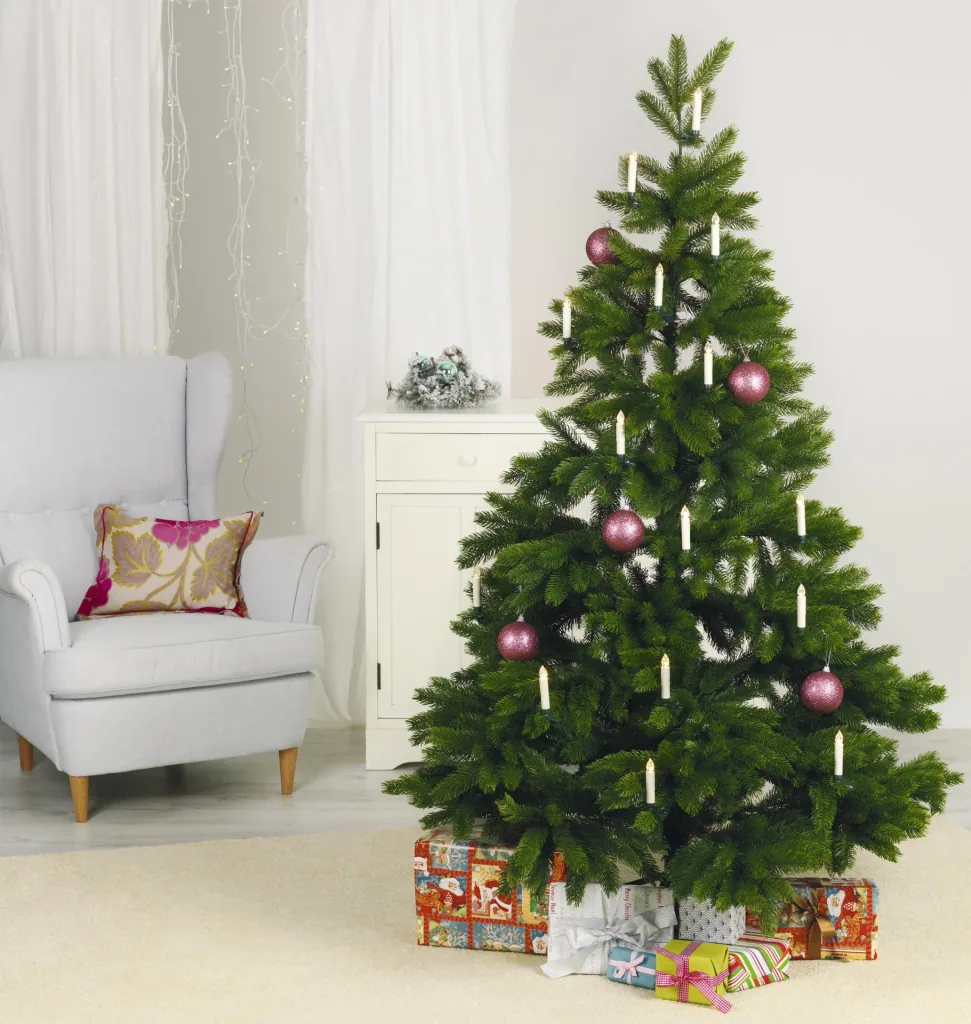 Kabellose LED-Weihnachtsbaumkerzen, Creme-Weiss, batteriebetrieben, mit Clip-Halterung und Fernbedienung, warm-weiß, 16 Stück