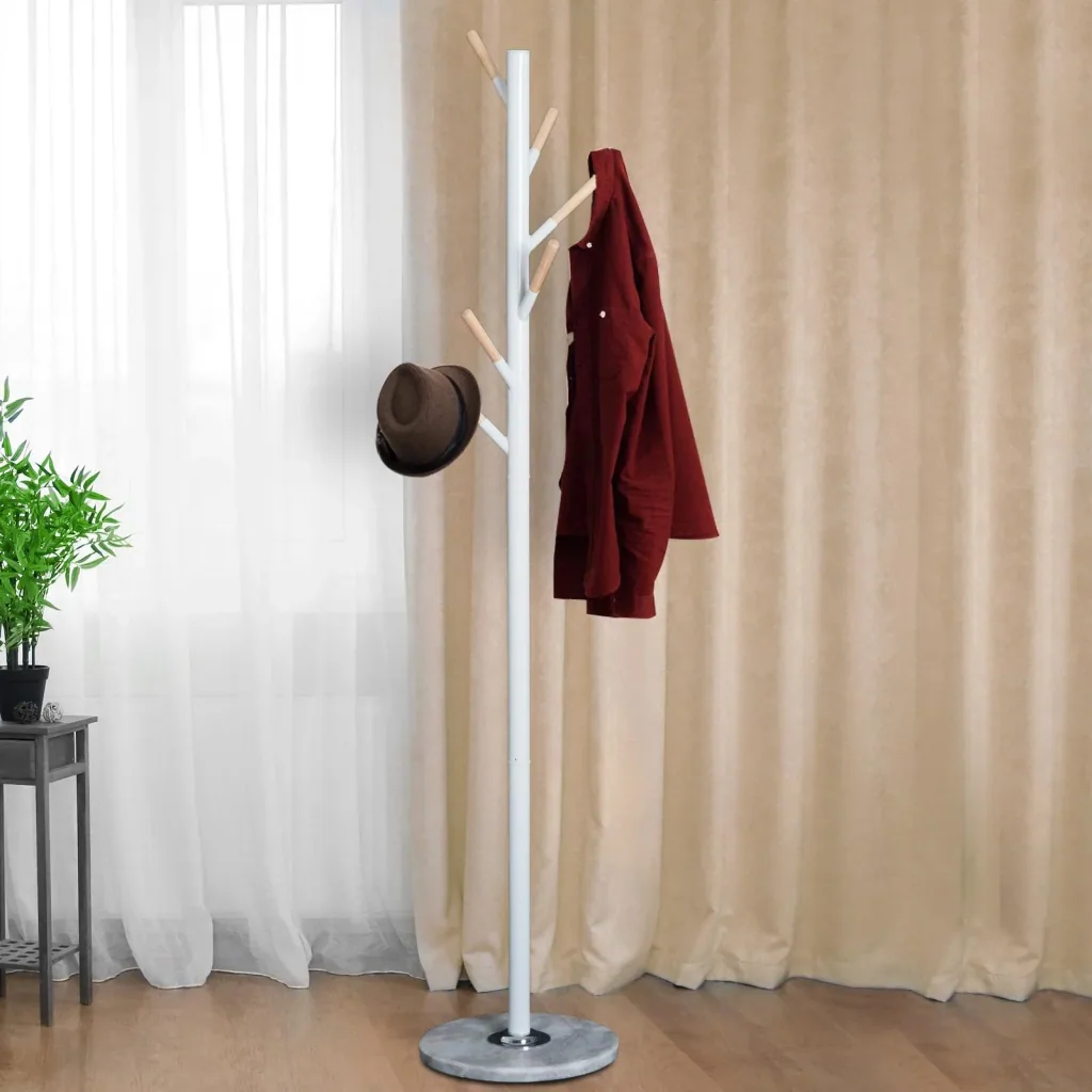 Garderobenständer mit 6 Haken