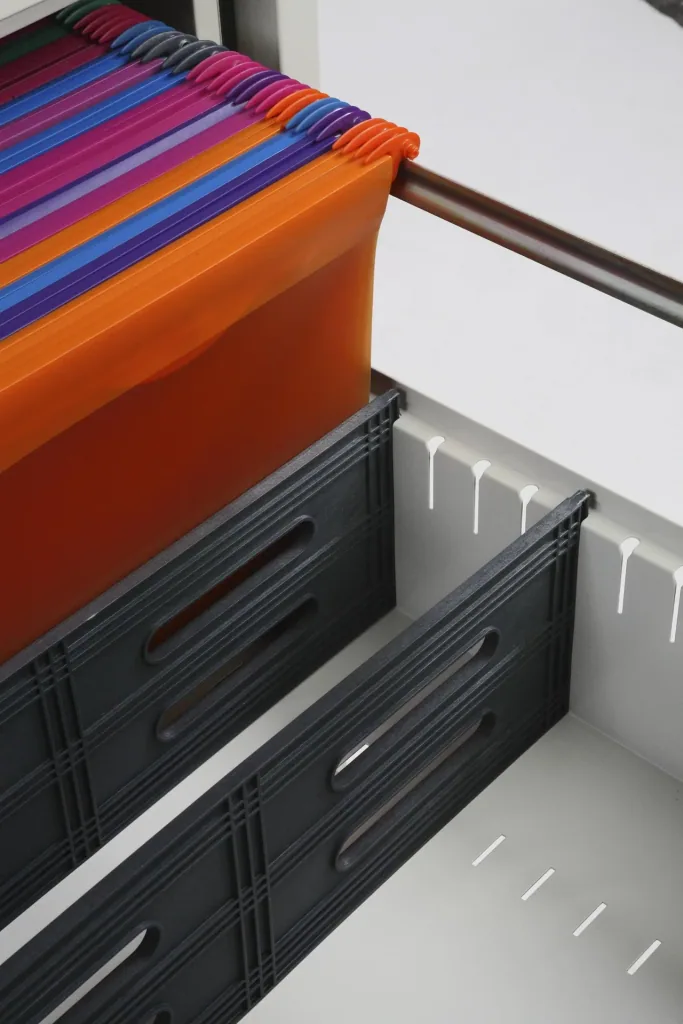 Aktenschrank World Class Vertical Fire File mit 4 Schubladen und elektronischem Schloss