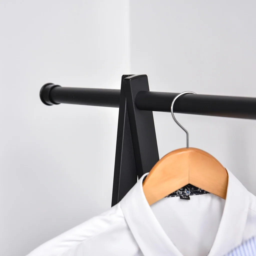 Garderobe mit Schuhablage, schwarz