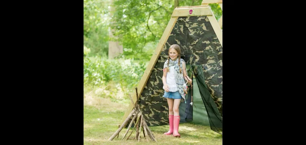 Holz Kletterpyramide, Outdoor-Kletterpyramide für Kinder aus Holz, Kletterwand, Kletternetz, Rutsche, natur