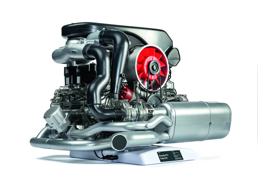 Porsche 911 Turbo, Motorbausatz